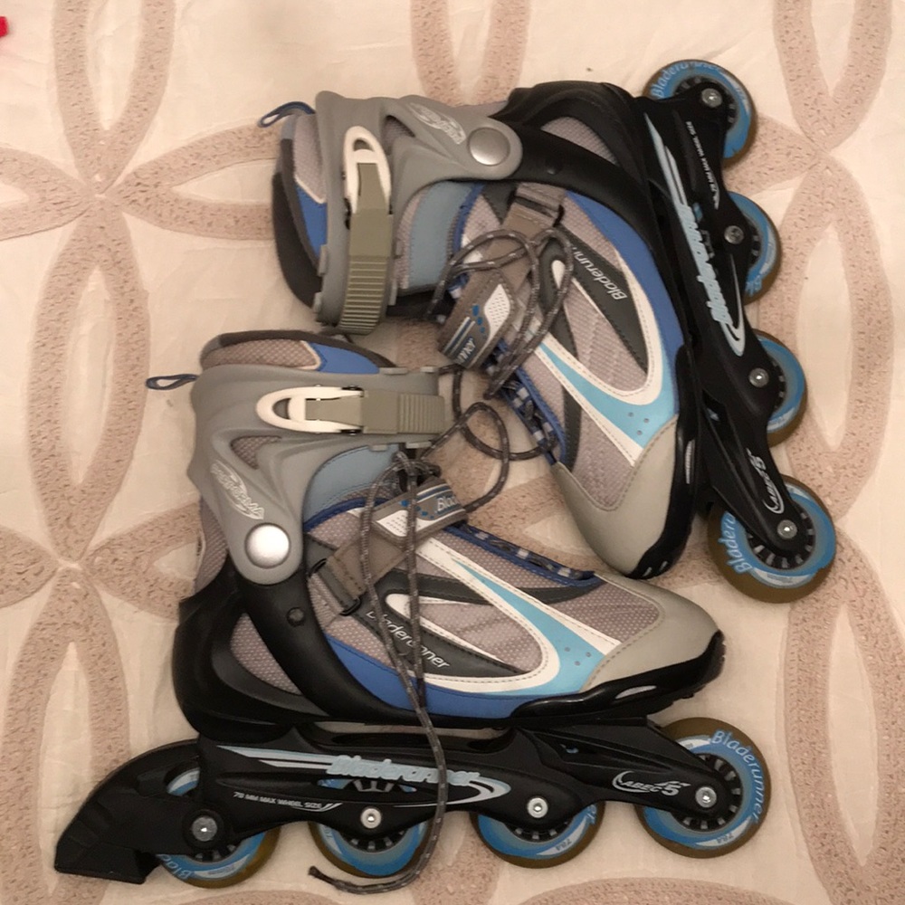 Like new rollerblades